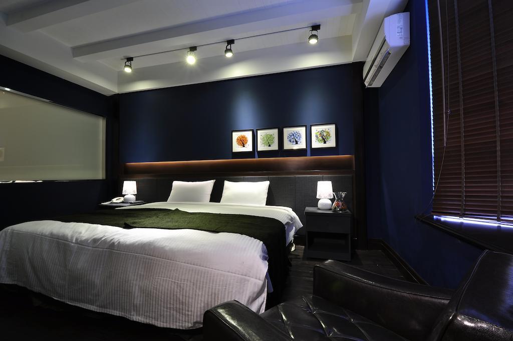 Young Motel Taitung Ruang foto